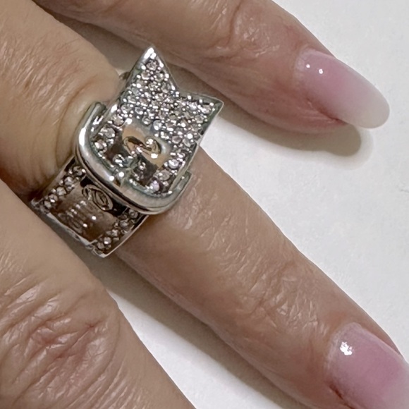 Sold out Vivienne Westwood silver tone crystal pave sparkly band Ring - Picture 4 of 10